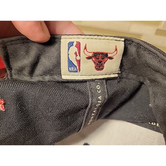 Chicago Bulls Hat Cap Mitchell & Ness NBA Basketball Snapback Adjustable - Picture 8 of 11